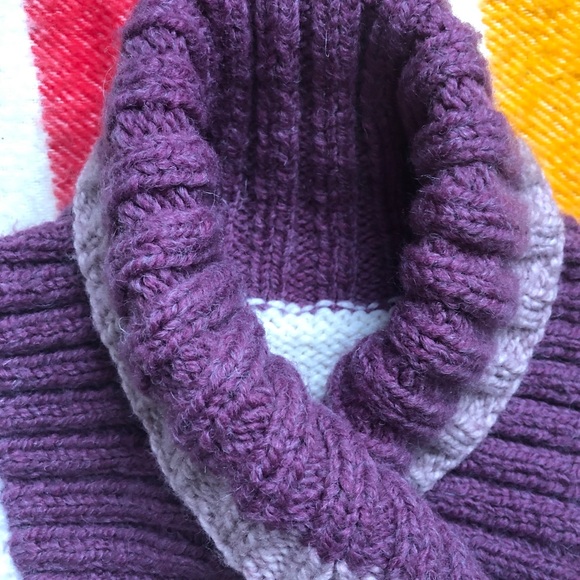 Sz M hand knit shawl sweater - Picture 2 of 4